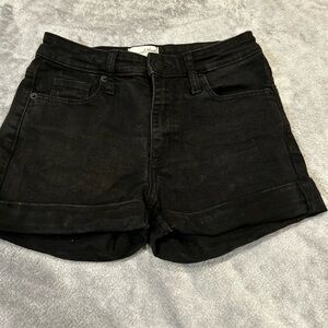 Universal Thread Black Jean Shorts